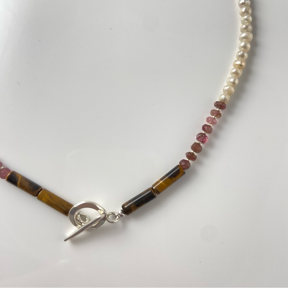 Delicate Gemstone Necklace - image 4